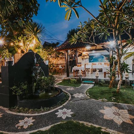 Alam Nusa Bungalow Huts & Spa นูซาเลมโบงัน ภายนอก รูปภาพ