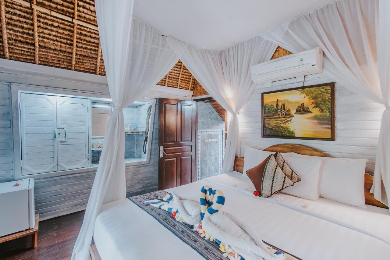 Alam Nusa Bungalow Huts & Spa นูซาเลมโบงัน ภายนอก รูปภาพ