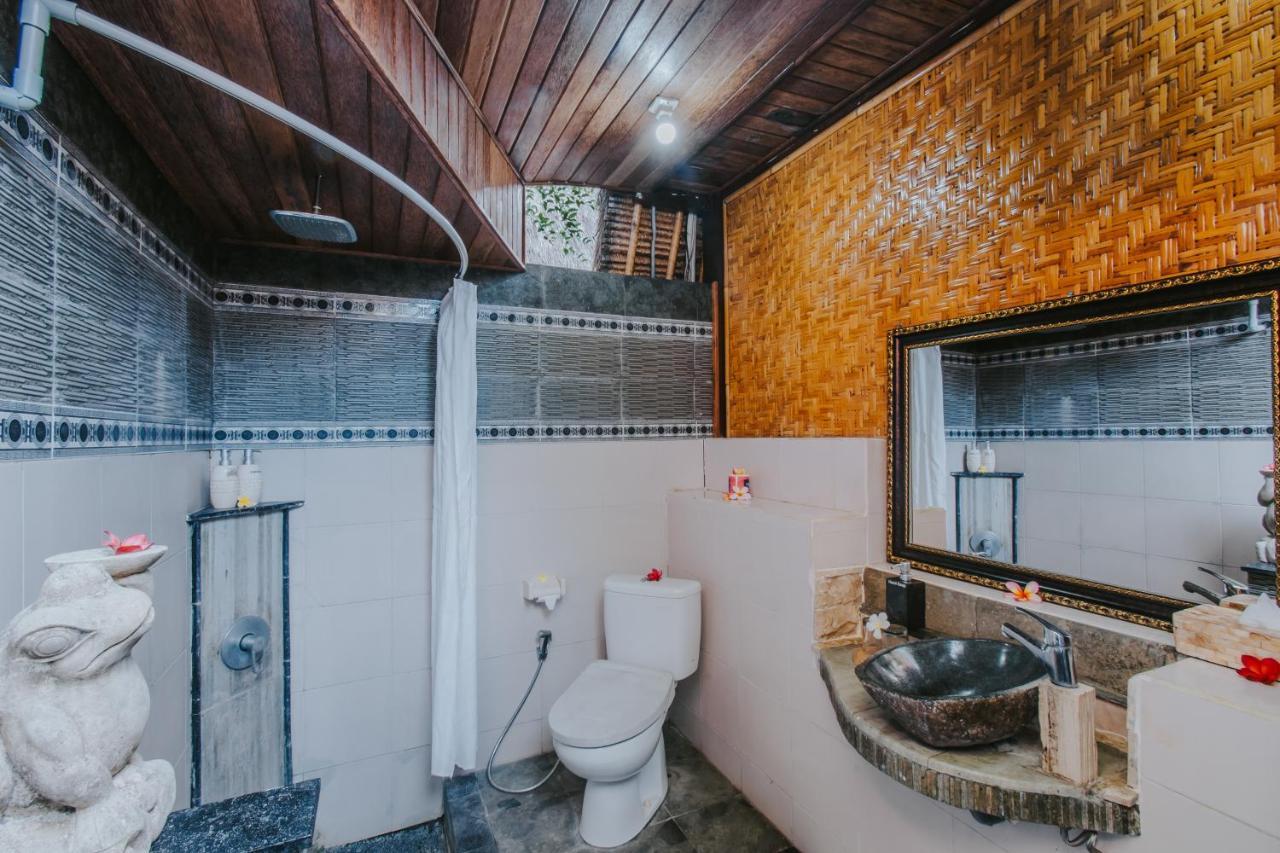 Alam Nusa Bungalow Huts & Spa นูซาเลมโบงัน ภายนอก รูปภาพ